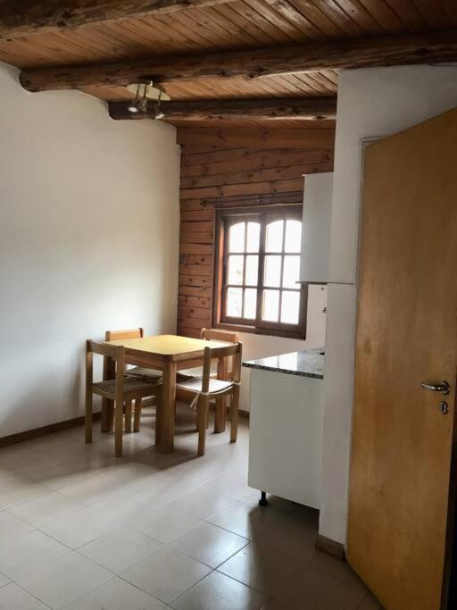 Pequena Casa De Troncos, Detras De Casa Principal No Trabajo Con Tarjeta De Credito Puerto Madryn Exterior foto