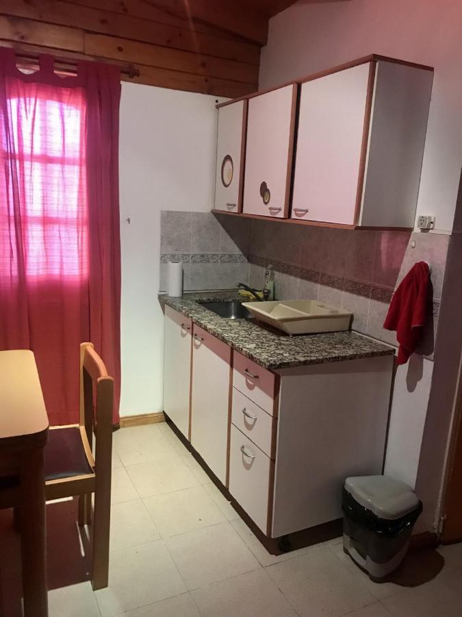 Pequena Casa De Troncos, Detras De Casa Principal No Trabajo Con Tarjeta De Credito Puerto Madryn Exterior foto
