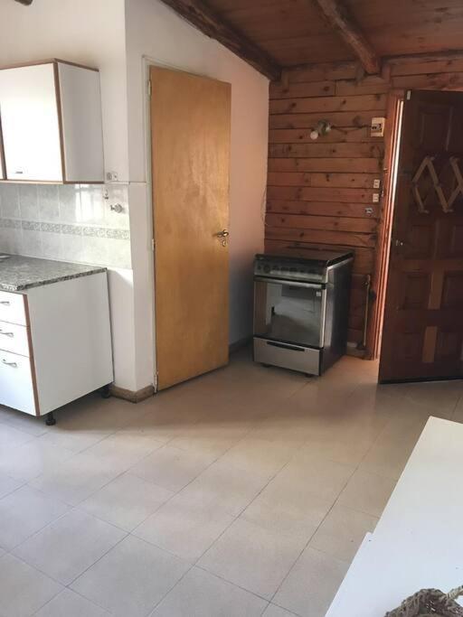 Pequena Casa De Troncos, Detras De Casa Principal No Trabajo Con Tarjeta De Credito Puerto Madryn Exterior foto